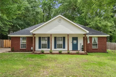 1272 Timberline Ct, Axis, AL 36505