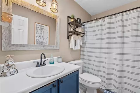Bath - 1272 Timberline Ct, Axis, AL 36505 photo 2 of 2