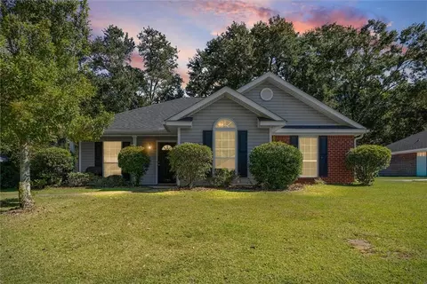 1770 Woodland Hills Dr W, Semmes, AL 36575