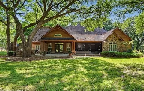 17713 Highway 613, Moss Point, MS 39562