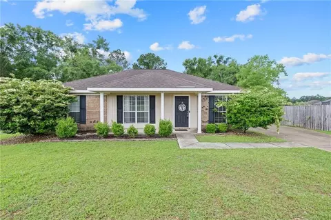 4954 Leahmon Ct, Mobile, AL 36695