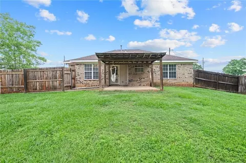 Exterior - 4954 Leahmon Ct, Mobile, AL 36695 photo 9 of 9