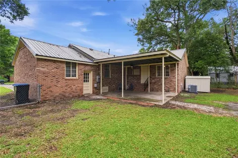 Exterior - 102 5th St, Chickasaw, AL 36611 photo 5 of 8
