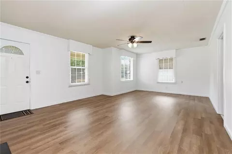 Living - 102 5th St, Chickasaw, AL 36611 photo 1 of 6