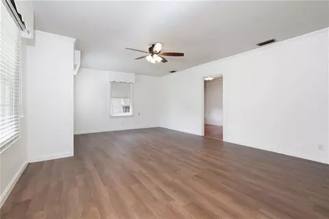 Living - 102 5th St, Chickasaw, AL 36611 photo 3 of 6