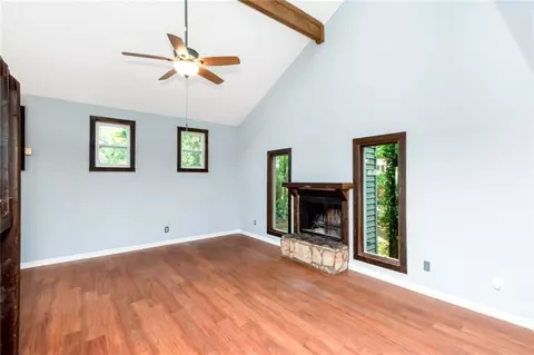 Living - 6705 Thoroughbred Ct, Mobile, AL 36695 photo 5 of 7