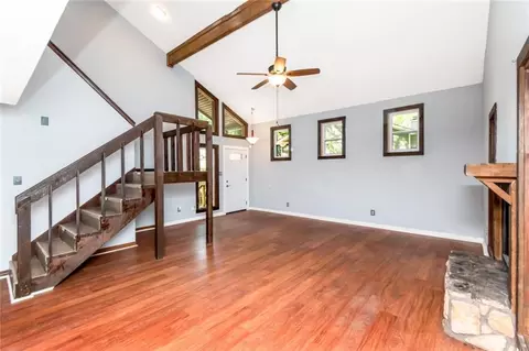 Living - 6705 Thoroughbred Ct, Mobile, AL 36695 photo 3 of 7
