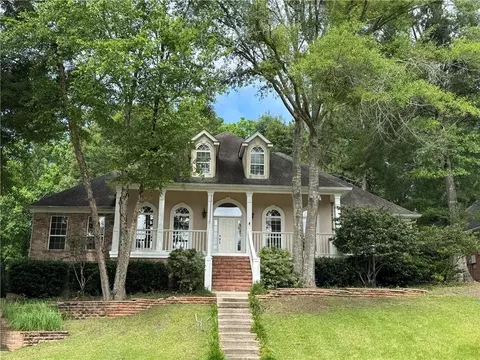 1185 Cameron Dr, Mobile, AL 36695