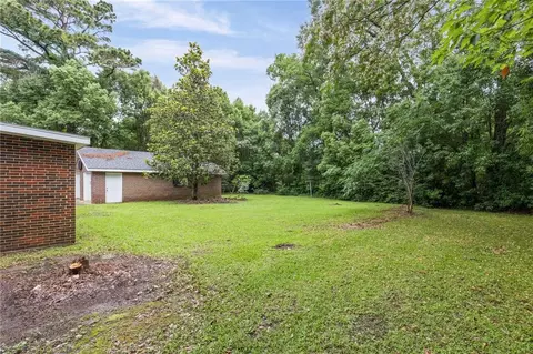 Exterior - 312 Sutherland Dr, Chickasaw, AL 36611 photo 6 of 6
