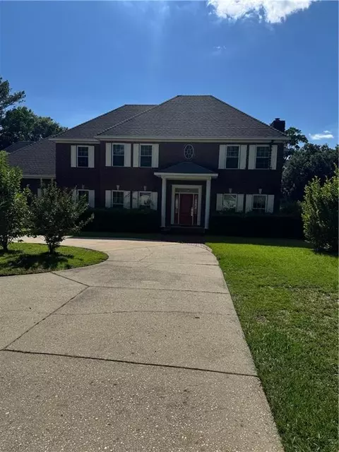 2095 Snow Rd S, Mobile, AL 36695
