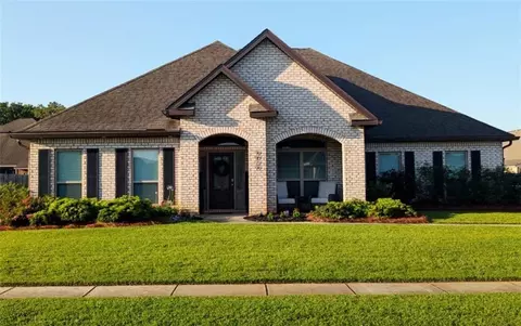 9029 Crain Ave, Mobile, AL 36695