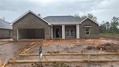 10162 Grady Ln, Mobile, AL 36695