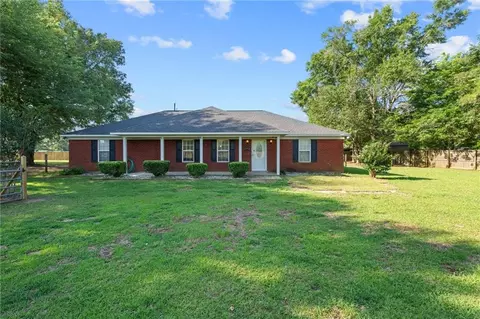 13715 Terjen Ln, Wilmer, AL 36587