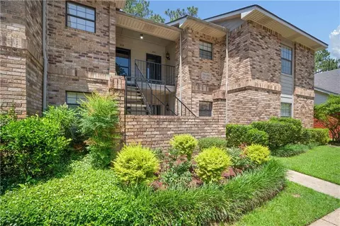 1260 Sutton Ct #203, Mobile, AL 36609