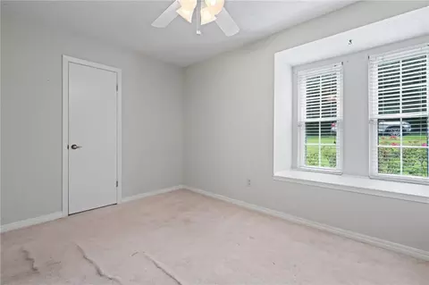 Bedroom - 2602 Meadowview Dr, Mobile, AL 36695 photo 2 of 4