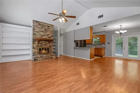 Living - 2602 Meadowview Dr, Mobile, AL 36695 photo 1 of 2