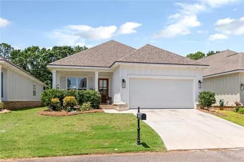 655 G Norman Ln, Fairhope, AL 36532