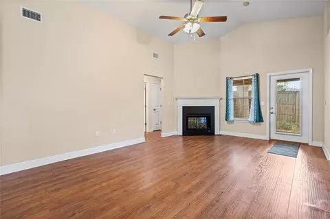 Living - 2551 Bluebeard Ln E, Mobile, AL 36695 photo 3 of 3