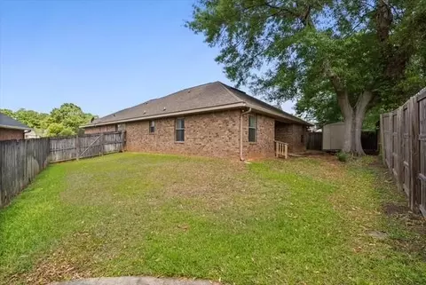 Exterior - 2551 Bluebeard Ln E, Mobile, AL 36695 photo 2 of 3