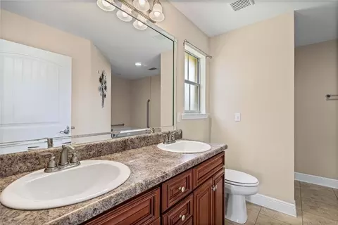 Bath - 2551 Bluebeard Ln E, Mobile, AL 36695 photo 1 of 2