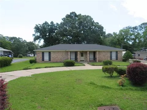4441 Nicholl Dr, Mobile, AL 36619