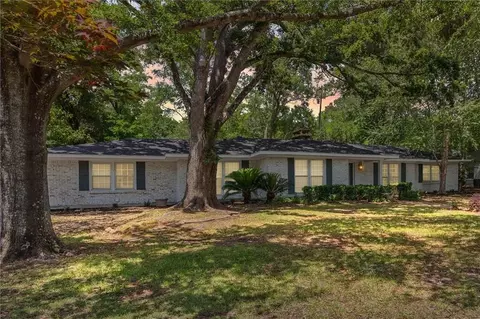 Exterior - 3806 Claridge Rd N, Mobile, AL 36608 photo 9 of 9