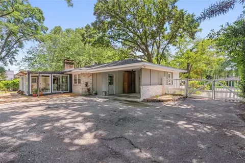 Exterior - 3806 Claridge Rd N, Mobile, AL 36608 photo 5 of 9