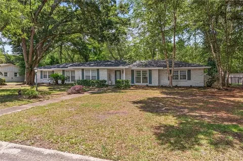 3806 Claridge Rd N, Mobile, AL 36608