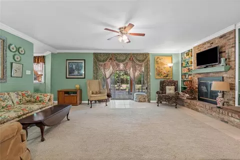 Living - 3806 Claridge Rd N, Mobile, AL 36608 photo 1 of 1