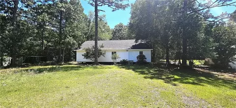 8825 Hunters Pointe Dr S, Theodore, AL 36582
