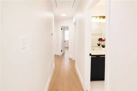 Entry Way - 1108 Chalet Dr E, Mobile, AL 36608 photo 1 of 3