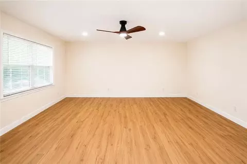 Living - 1108 Chalet Dr E, Mobile, AL 36608 photo 8 of 9