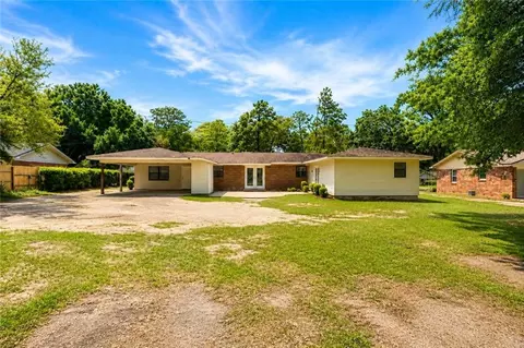 Exterior - 1108 Chalet Dr E, Mobile, AL 36608 photo 5 of 6