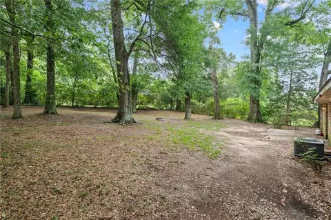 Exterior - 117 Vanderbilt Dr, Mobile, AL 36608 photo 6 of 7
