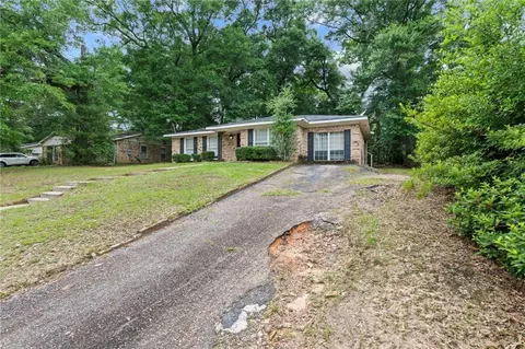Exterior - 117 Vanderbilt Dr, Mobile, AL 36608 photo 2 of 7