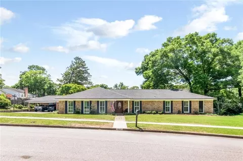 637 Tudor Ln, Mobile, AL 36608