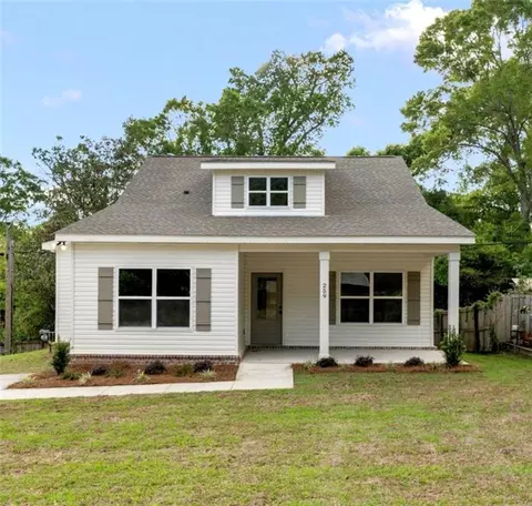 259 Border Dr W, Mobile, AL 36608