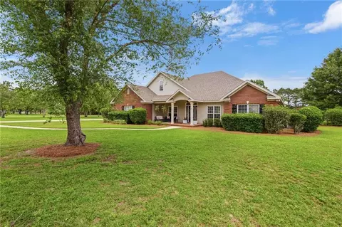 25130 Austin Rd, Daphne, AL 36526