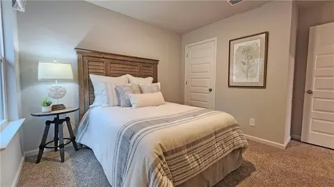 Bedroom - 8123 David Mccampbell Dr, Mobile, AL 36619 photo 5 of 6