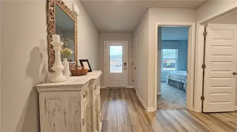 Entry Way - 8123 David Mccampbell Dr, Mobile, AL 36619 photo 6 of 8