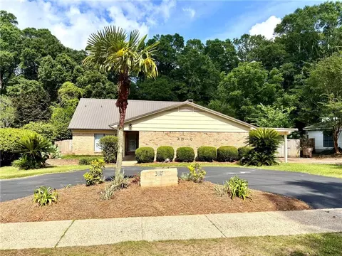 3417 Emelye Dr, Mobile, AL 36693