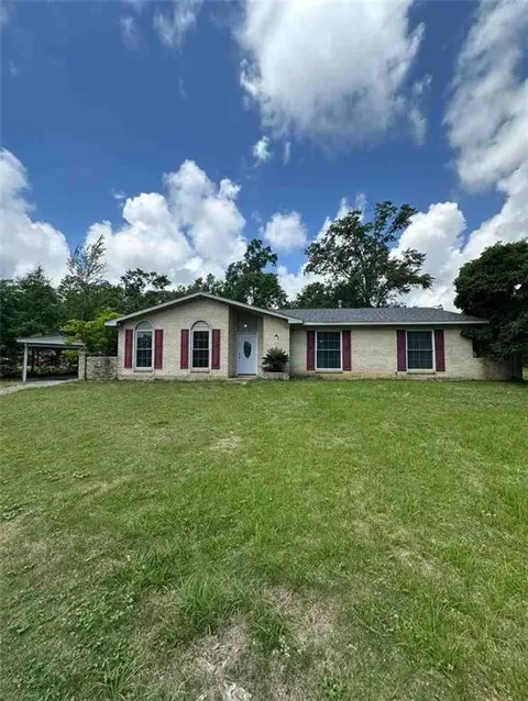 5361 Larchmont Dr, Mobile, AL 36693