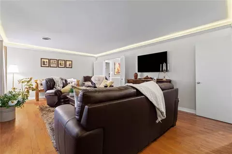 Living - 2012 Archer Ln, Mobile, AL 36605 photo 1 of 2