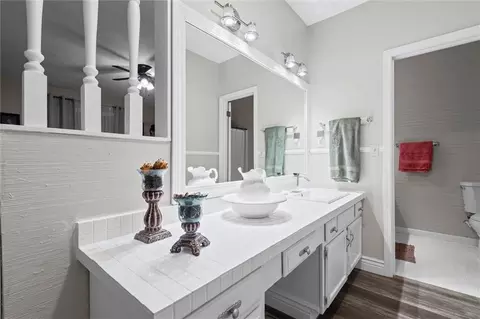 Bath - 2012 Archer Ln, Mobile, AL 36605 photo 2 of 3