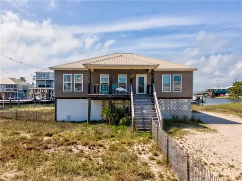 2222 Bienville Blvd, Dauphin Island, AL 36528