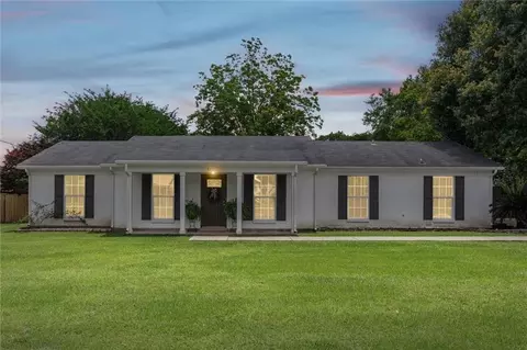 6711 Highmont Dr, Theodore, AL 36582