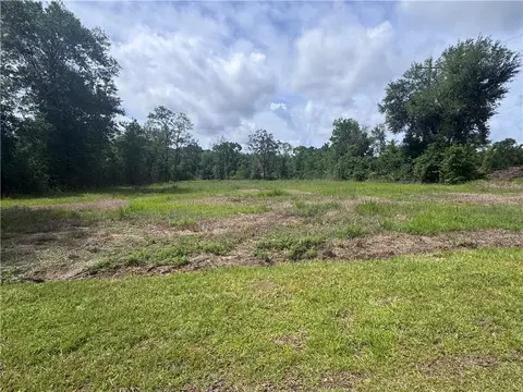 3287 Spartan Dr, Saraland, AL 36571