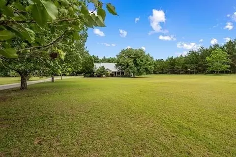 1950 Homestead Ln, Wilmer, AL 36587