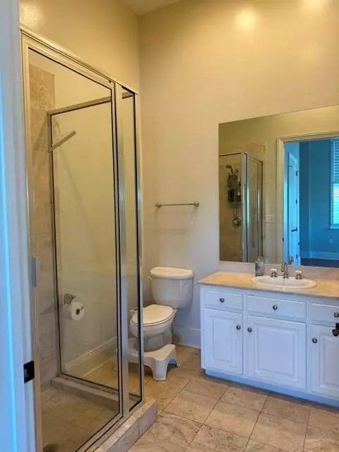 Bath - 753 St Francis St #2003A, Mobile, AL 36602 photo 3 of 3