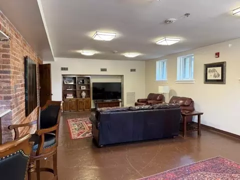Living - 753 St Francis St #2003A, Mobile, AL 36602 photo 6 of 6